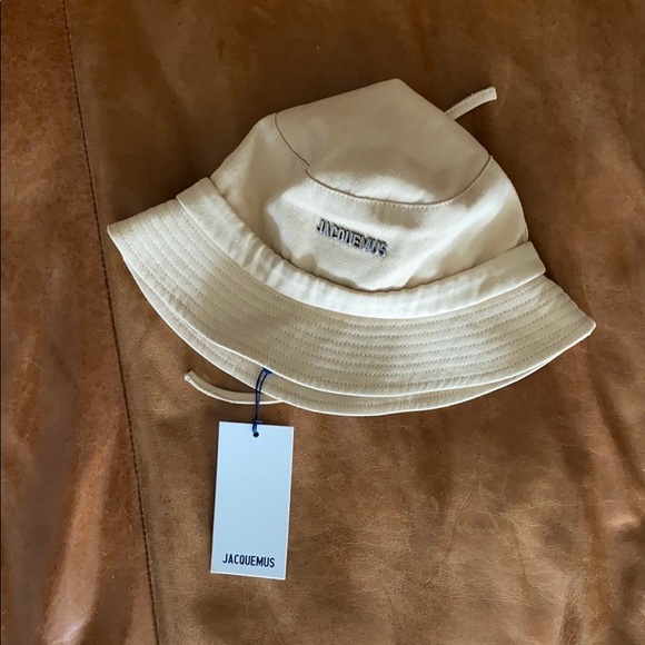Jacquemus Accessories | Nwt Jacquemus Beige Le Bob Gadjo Bucket Hat
